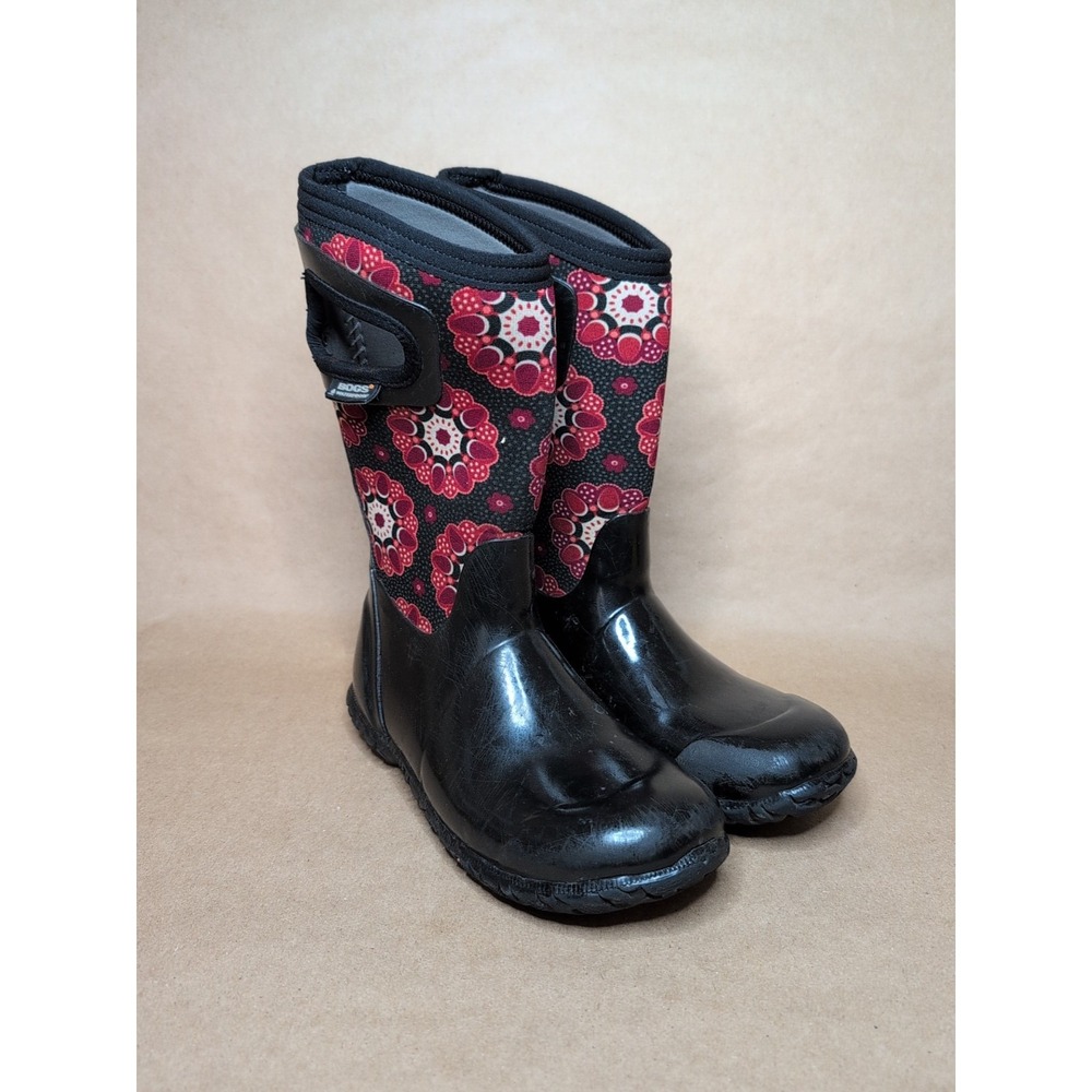 Bogs Youth Size 1 Winter Boots Red Black‎ Floral Waterproof Pull on Kaleidoscope